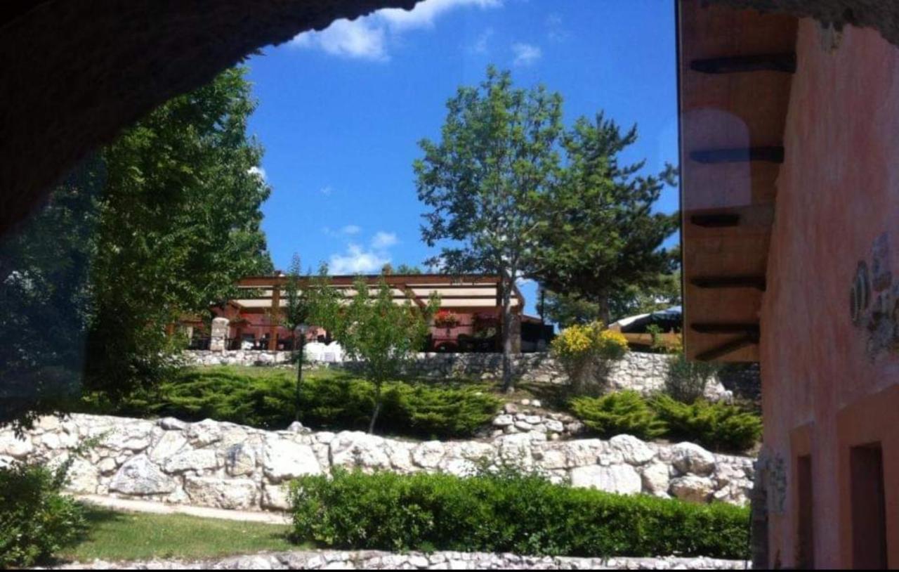 Il Querceto Delle Marine Hotel LʼAquila Екстериор снимка